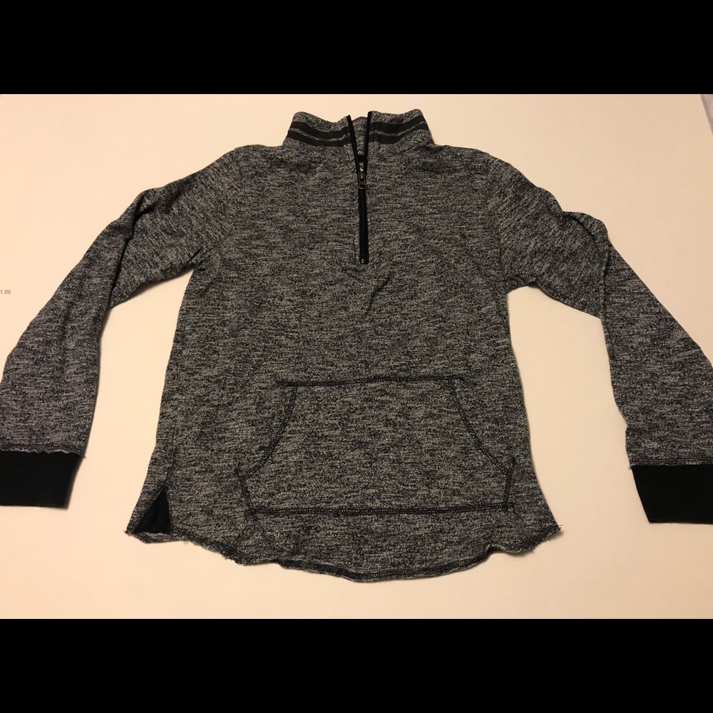 SO 1/4 zip women’s pullover. SZ-L